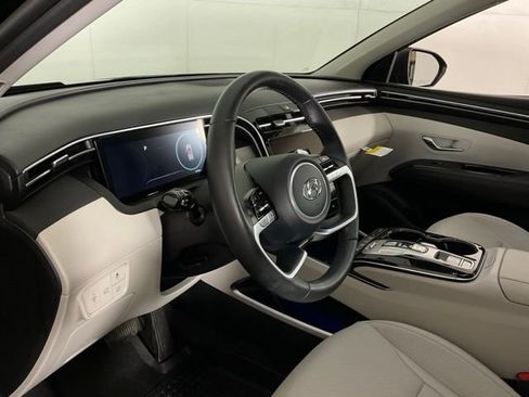 Used 2024 Hyundai Tucson Limited image 19