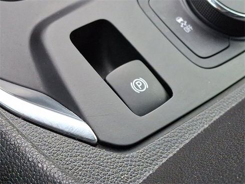 Used 2018 Chevrolet Traverse LS w/ LPO, Black Accent Package image 25