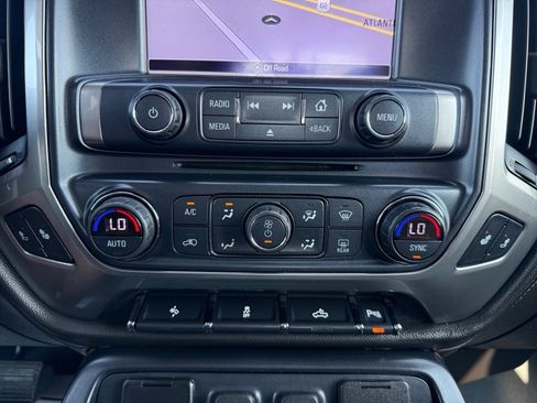 Used 2018 Chevrolet Silverado 1500 LTZ w/ Sport Package AWD/4WD image 17