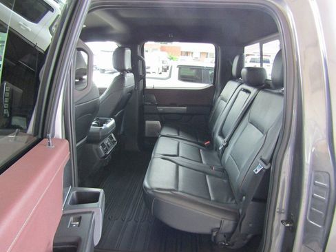 Used 2022 Ford F150 Lariat w/ Equipment Group 502A High image 35