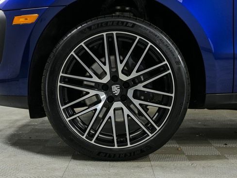 New 2026 Porsche Macan image 39