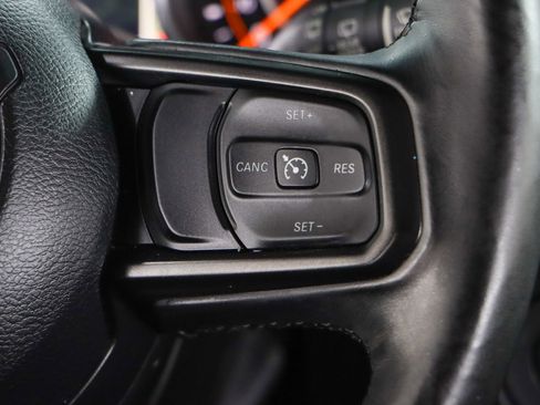 Used 2018 Jeep Wrangler Unlimited Sport S image 15