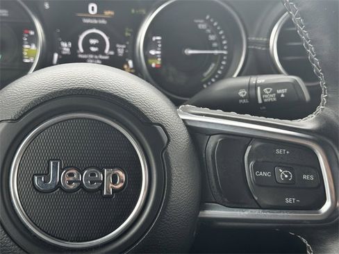 Certified 2022 Jeep Wrangler Unlimited Sahara w/ Cold Weather Group image 26