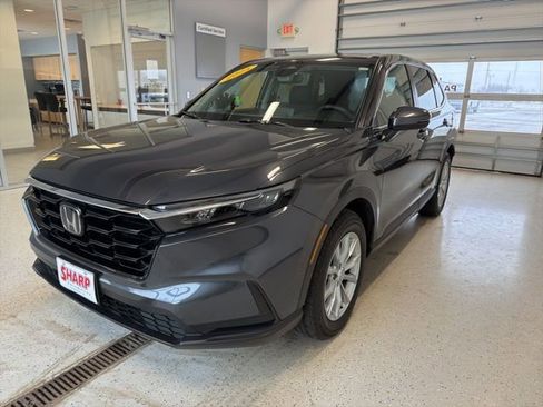 Used 2025 Honda CR-V EX image 5