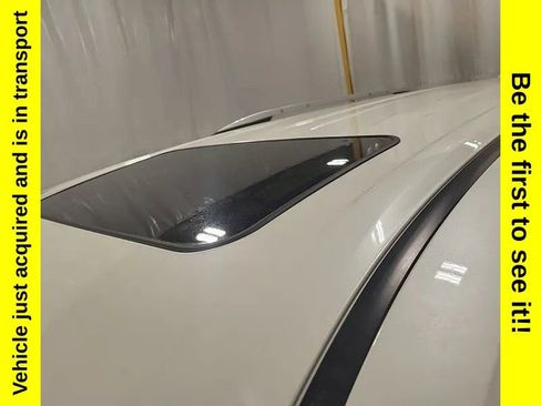 Used 2021 Toyota Sienna Limited image 8