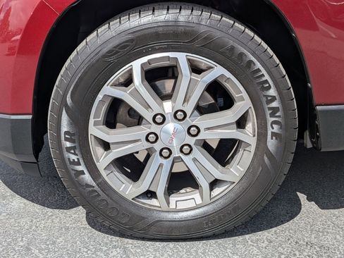 Used 2016 GMC Acadia SLT image 12