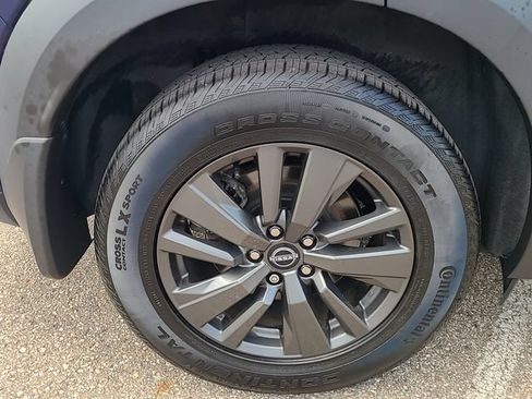 Used 2023 Nissan Pathfinder SV w/ SV Premium Package AWD/4WD image 33