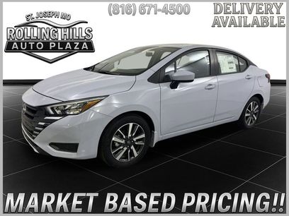 New 2025 Nissan Versa SV w/ Trunk Package