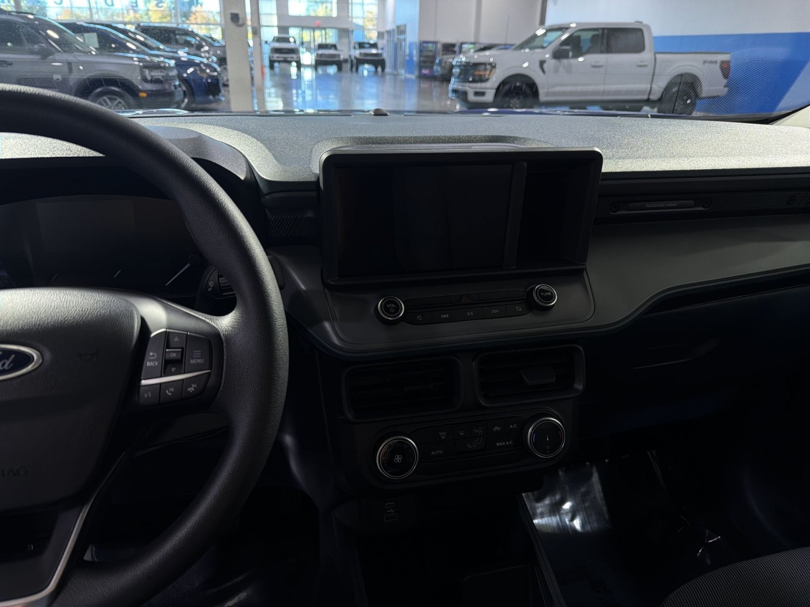 Used 2024 Ford Maverick XL FWD image 19