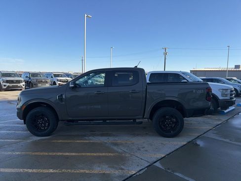 New 2025 Ford Ranger Lariat w/ FX4 Off-Road Package image 4