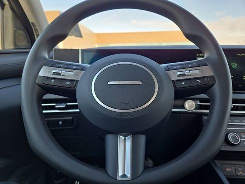 New 2026 Hyundai Tucson SE image 17