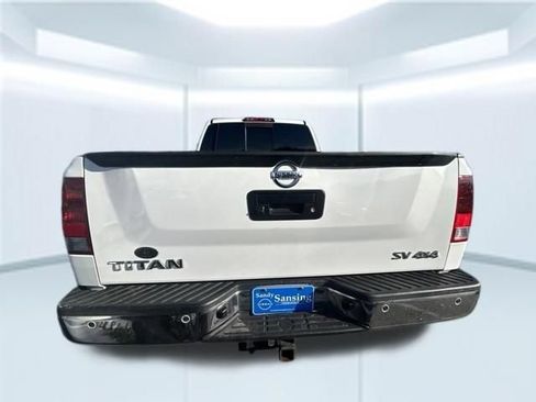 Used 2014 Nissan Titan SV w/ SV Value Truck Package AWD/4WD image 7