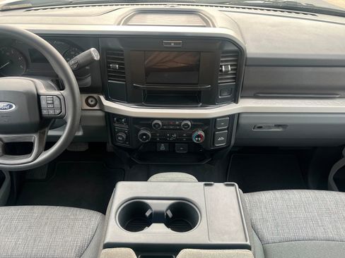 Used 2025 Ford F350 XLT image 13