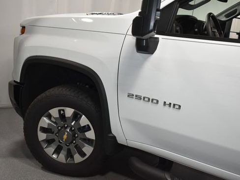 New 2026 Chevrolet Silverado 2500 Custom w/ Custom Value Package AWD/4WD image 10