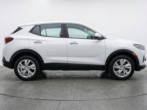 Used 2025 Buick Encore GX Preferred image 11