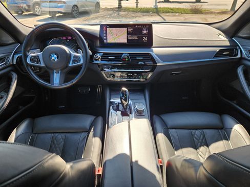 Used 2022 BMW 540i xDrive w/ Executive Package image 8