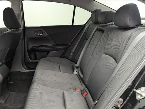 Used 2014 Honda Accord LX image 17