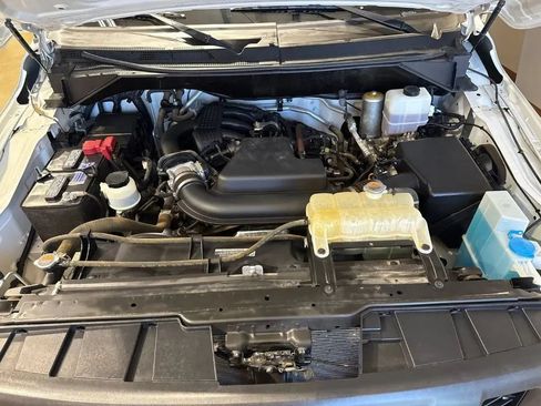 Used 2018 Nissan NV 2500 S RWD image 9