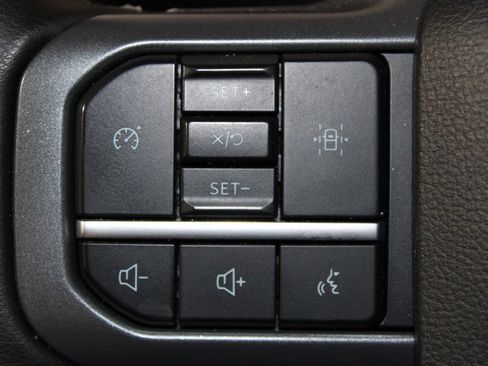 Used 2025 Ford F150 XLT w/ Equipment Group 301A Standard AWD/4WD image 38