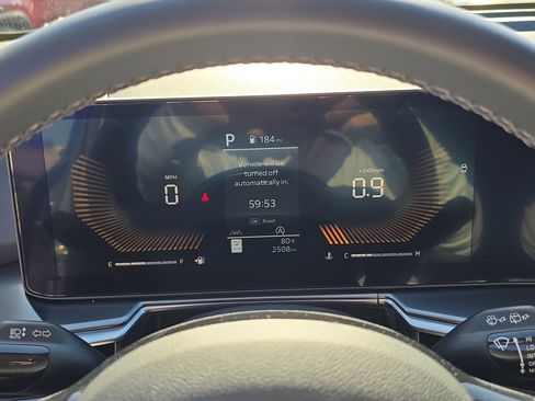 Certified 2025 Kia Sorento S image 35