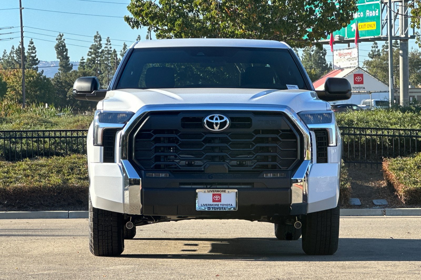 New 2026 Toyota Tundra SR5 w/ TRD Off-Road Package AWD/4WD image 8
