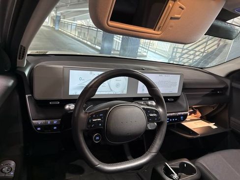 Certified 2024 Hyundai Ioniq 5 SEL RWD image 6