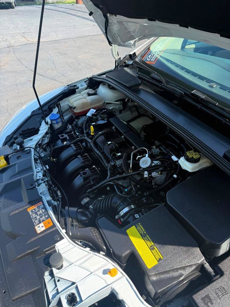Used 2017 Ford Focus SE FWD image 36
