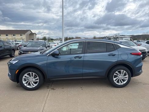 New 2026 Buick Envista Sport Touring w/ Convenience I Package FWD image 6