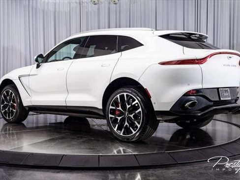 Used 2021 Aston Martin DBX AWD/4WD image 14