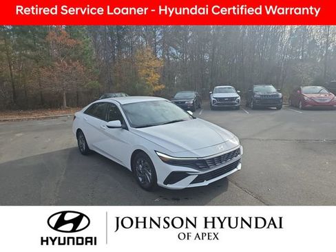 Certified 2025 Hyundai Elantra Blue image 12