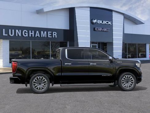 New 2026 GMC Sierra 1500 Denali Ultimate w/ LPO, Black Badging Package AWD/4WD image 5