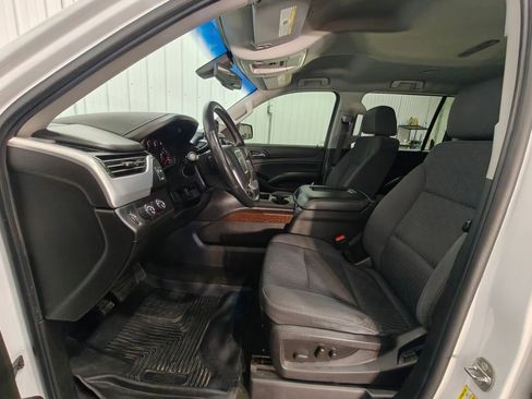 Used 2016 GMC Yukon XL SLE w/ Convenience Package image 27