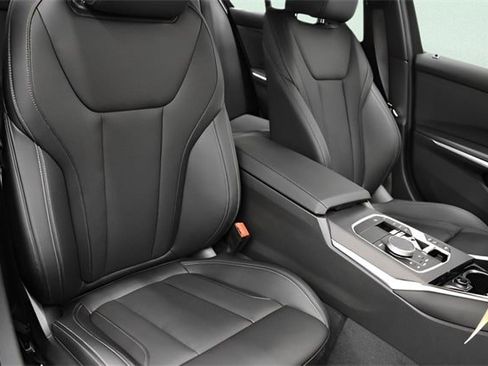 New 2026 BMW 330i xDrive Sedan w/ Convenience Package image 9