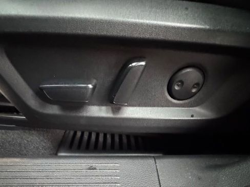 Used 2022 Nissan Rogue SV AWD/4WD image 15