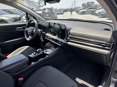Certified 2023 Kia Sportage LX FWD image 16