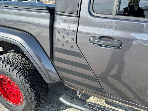 Used 2022 Jeep Gladiator Sport image 41