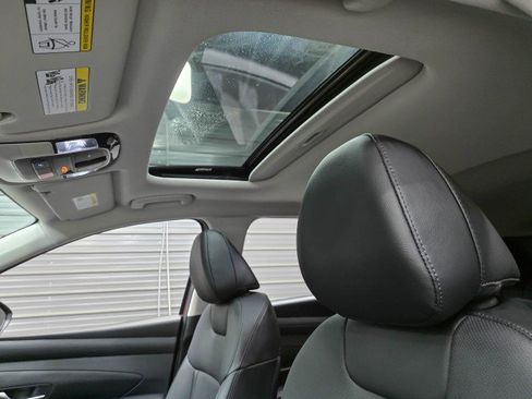 Used 2025 Hyundai Tucson SEL AWD/4WD image 18