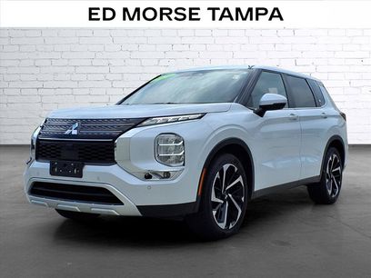 Used 2024 Mitsubishi Outlander SE