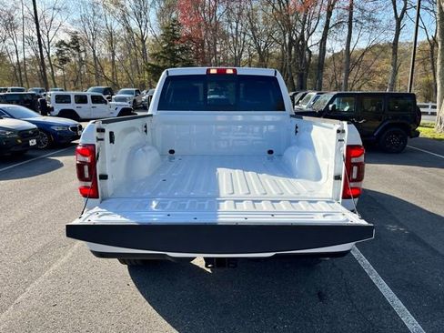 Used 2024 RAM 2500 Laramie AWD/4WD image 10
