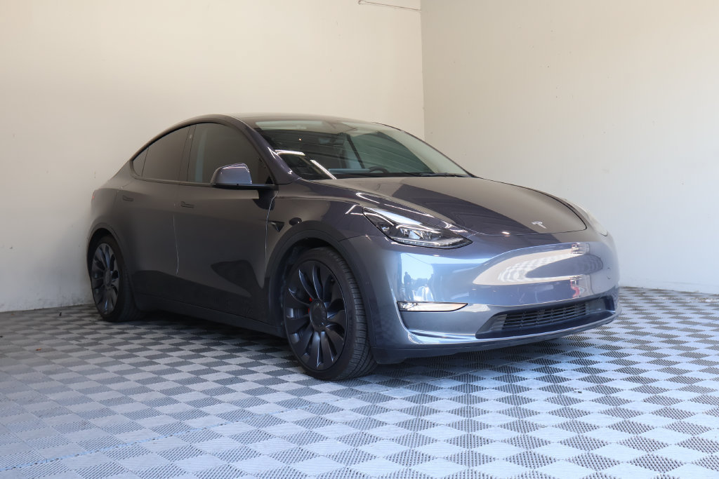 Used 2022 Tesla Model Y Performance AWD/4WD image 6