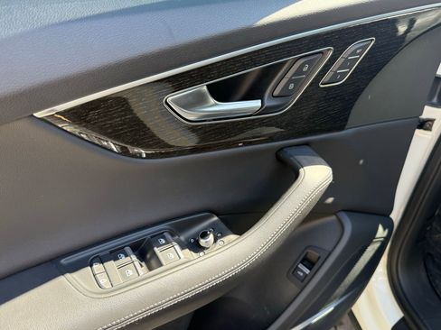 Used 2023 Audi Q7 3.0T Premium Plus AWD/4WD image 35