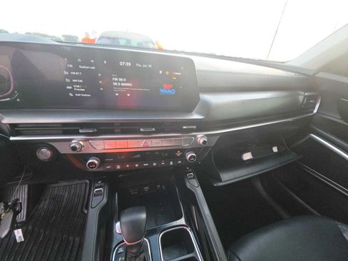 Used 2024 Kia Telluride S FWD image 13