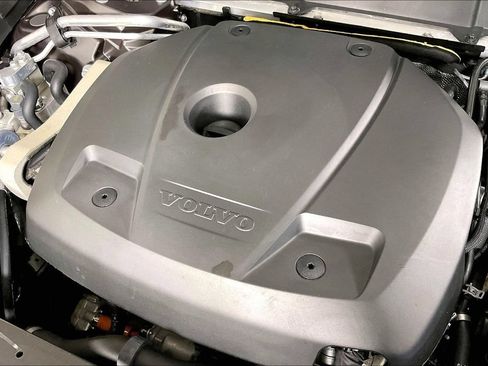 Used 2023 Volvo XC60 T8 Plus AWD/4WD image 32