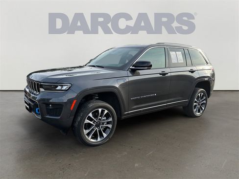 Used 2022 Jeep Grand Cherokee Overland image 3