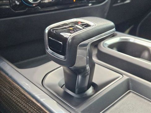 Used 2022 Chevrolet Silverado 1500 RST image 11