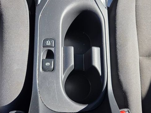 Used 2023 Toyota Corolla LE FWD image 18