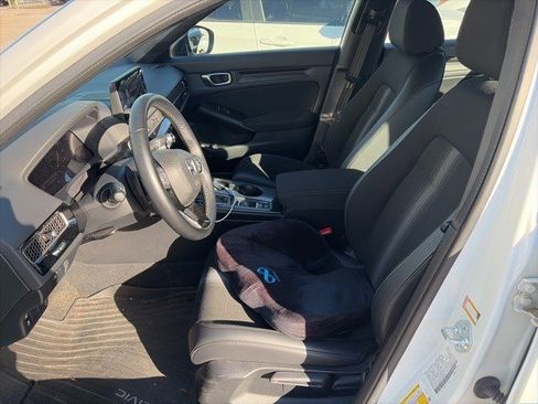 Used 2023 Honda Civic Sport image 14