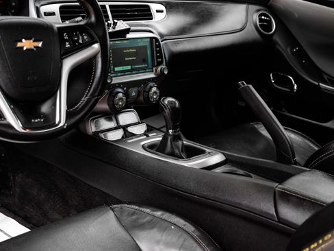 Used 2014 Chevrolet Camaro SS w/ RS Package image 27