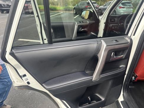 Used 2021 Toyota 4Runner SR5 image 21