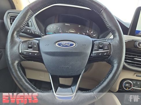 Used 2021 Ford Escape SEL AWD/4WD image 13